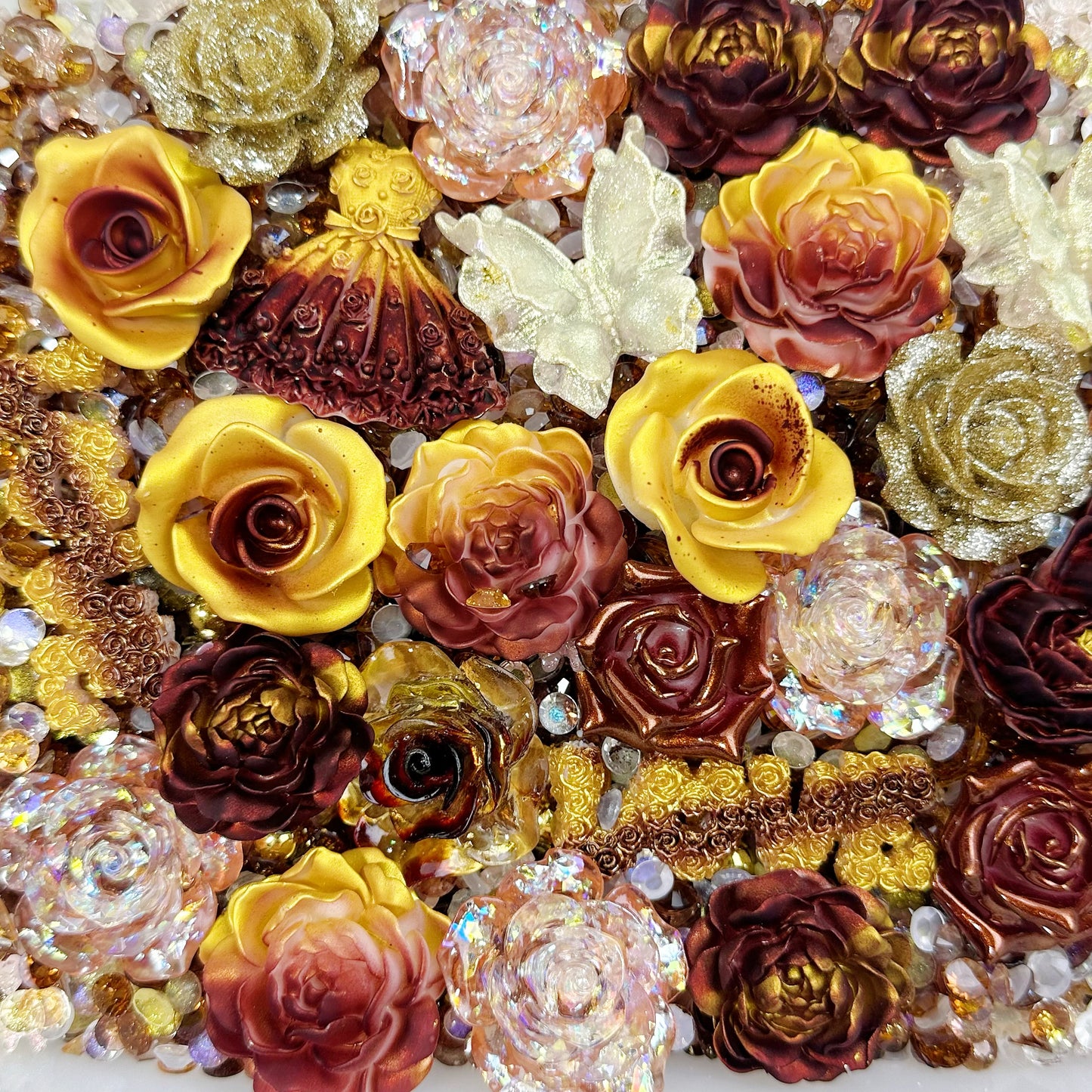 お楽しみ袋🎁開け開け「G207」レジン製 デカくて硬い蓄光バラ+一部蓄光パーツ(茶色系)穴なし