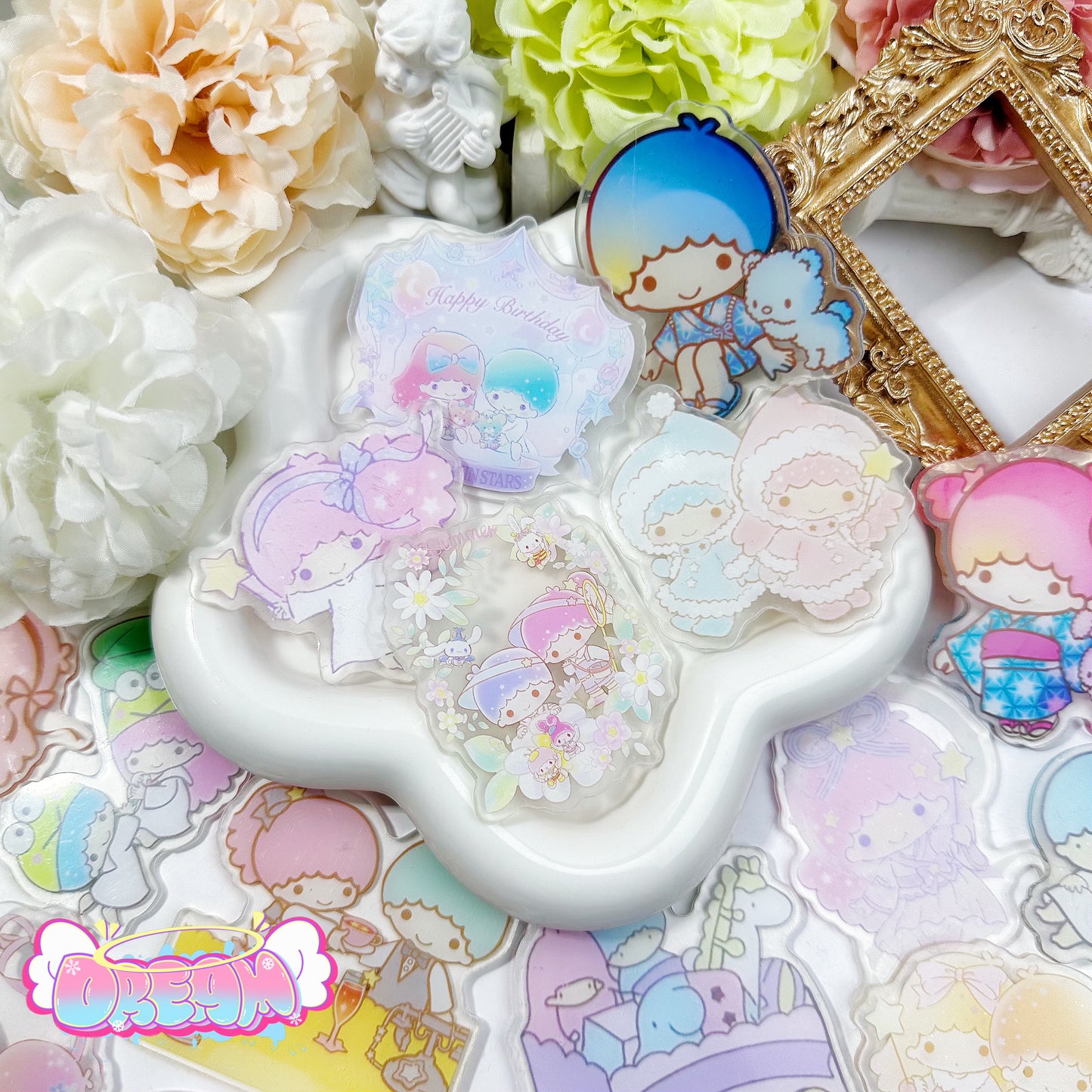「R241」6cm  サンのリオ キキ＆ララ アクリル Kiki & Lalaバステル   両面に保護シートがついておりますので、使用時は剥がして綺麗な状態でお使い頂けます