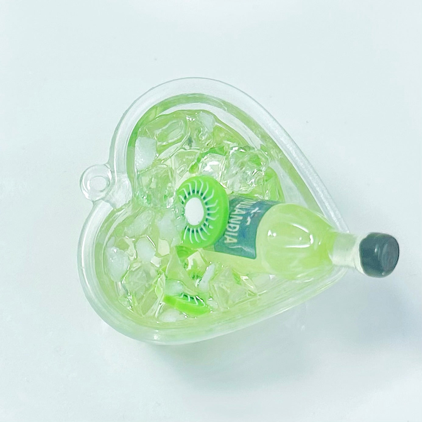 「S045」カクテル ハート カラフル  かんつき カワイイ 4cm×3cm（夜光）