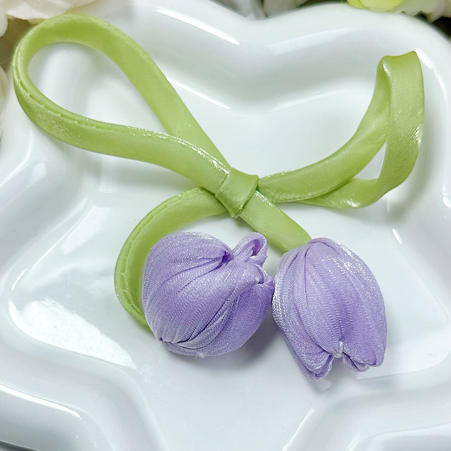 「X051」ふんわり花つぼみリボン お花が咲く前 ホワイト ピンクパープル ブルー（全4色・1点販売）