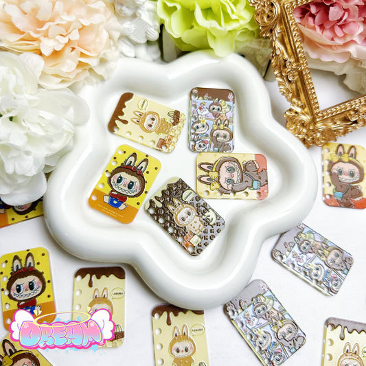 「S060」ラブブ ミニブック 穴あり    4cm×2.7cm
