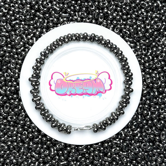 「H016」- アンティークシルバーピーナッツ（アクリル）3×6mm